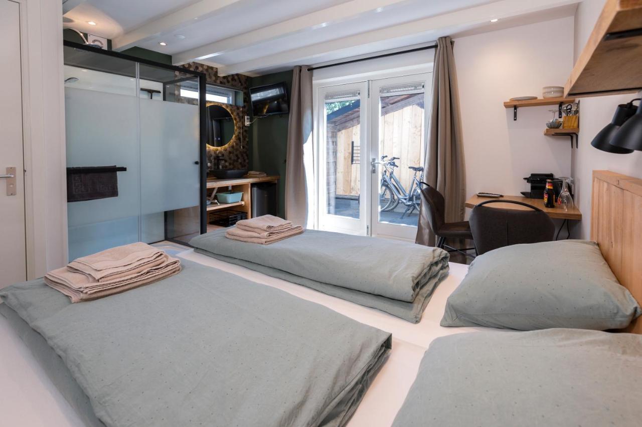 Bed & Bike Schoudieck Den Burg Exterior photo
